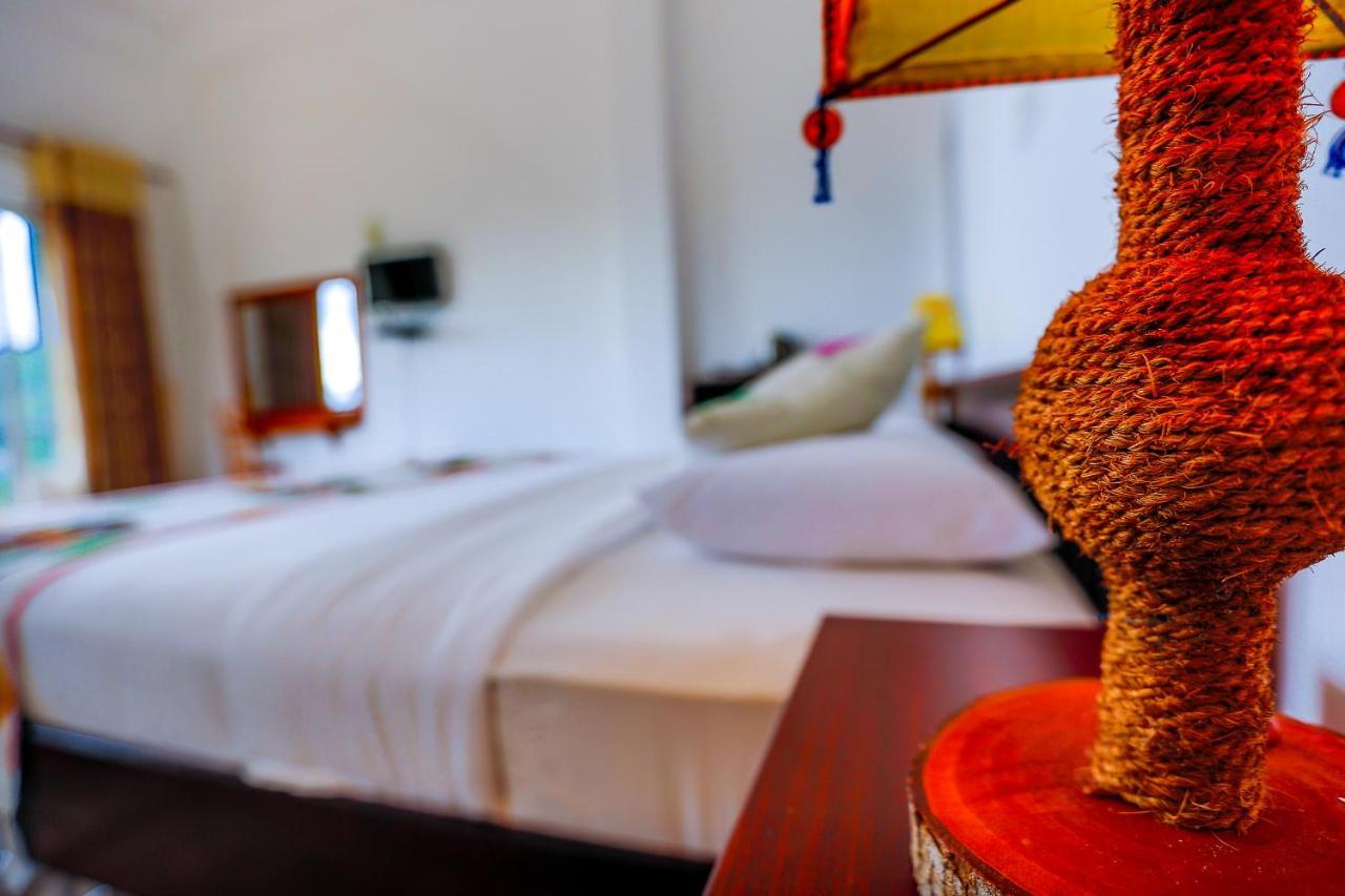 Thuruliya Hotel Рамбода Экстерьер фото